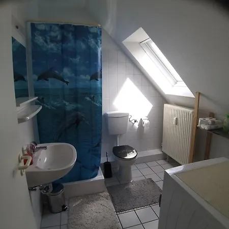 Ueber Den Daechern Von